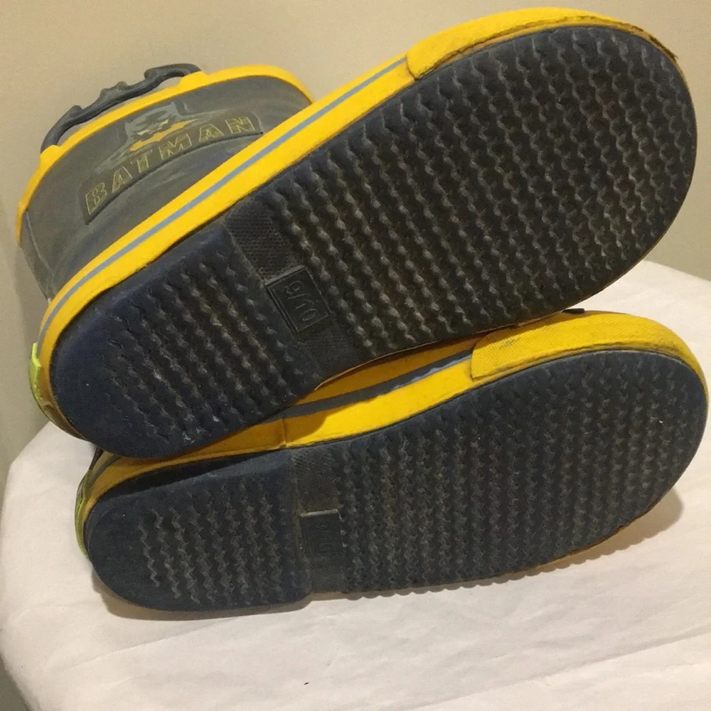 Western Chief Batman Rubber slip on  Rain Boots kids Size 9/10